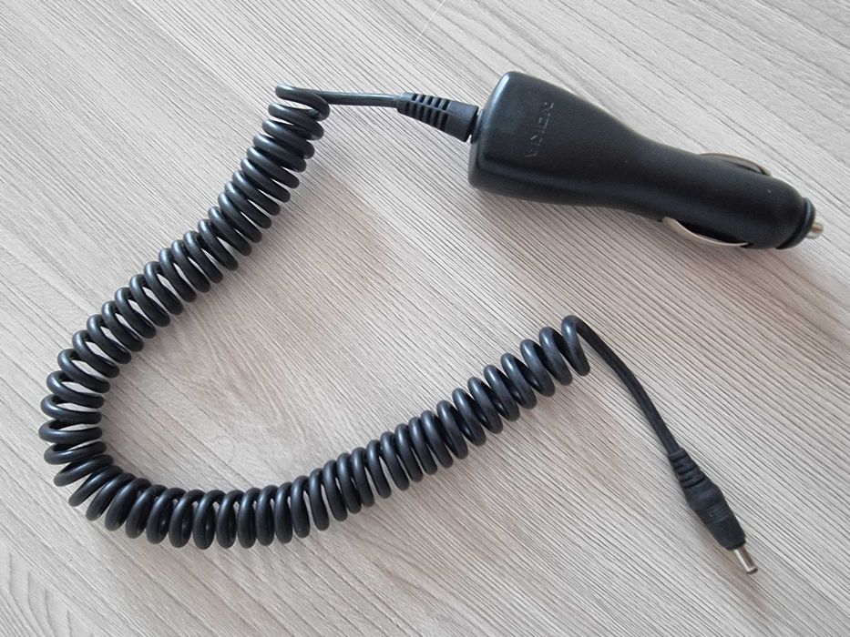 Зарядка автомобильная NOKIA