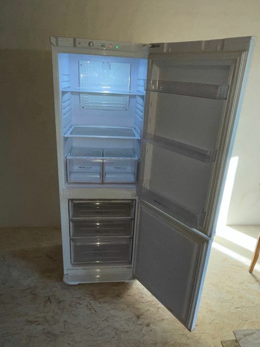 Продам холодильник Бирюса