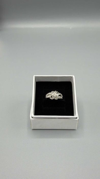 Inel de Aur cu Diamante 3.31Gr/10k
