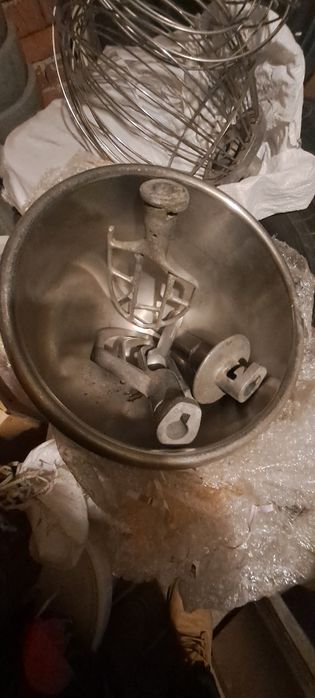 Части за професионален миксер