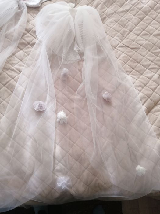 Красивое нарядное платье