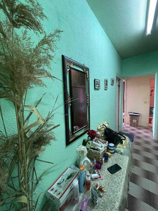 Продава се Тристаен апартамент в Търговище, Боровец - 70 кв.м за 802 €/кв.м - Снимка #1