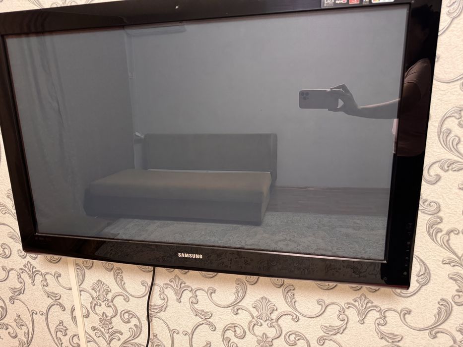 Продам телевизор