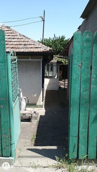 Viile Noi | Casa Batraneasca | Teren 317 | Toate Utilitatile|Deschider