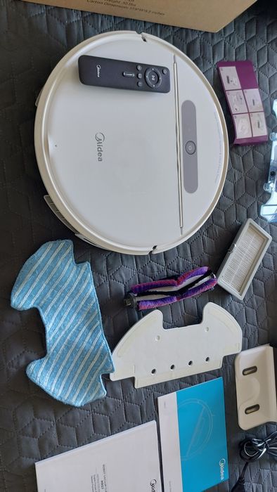 Прахосмукачка Робот Midea MR07