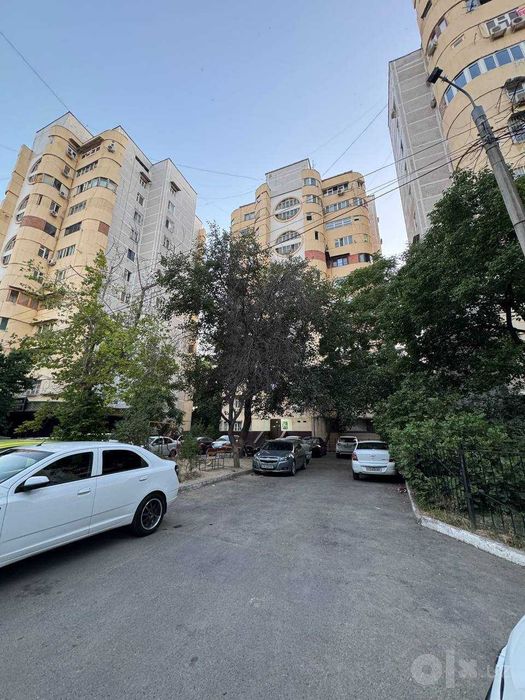 3-х комнатная на Метро Космонавтов ID: 7994