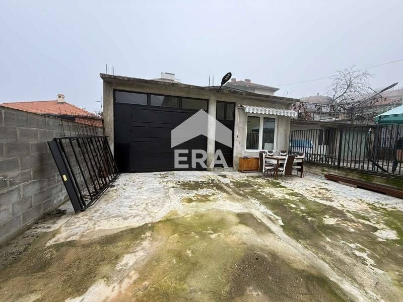 Продава се Етаж от къща в Русе, Дружба 2 - 106 кв.м за 794 €/кв.м - Снимка #3