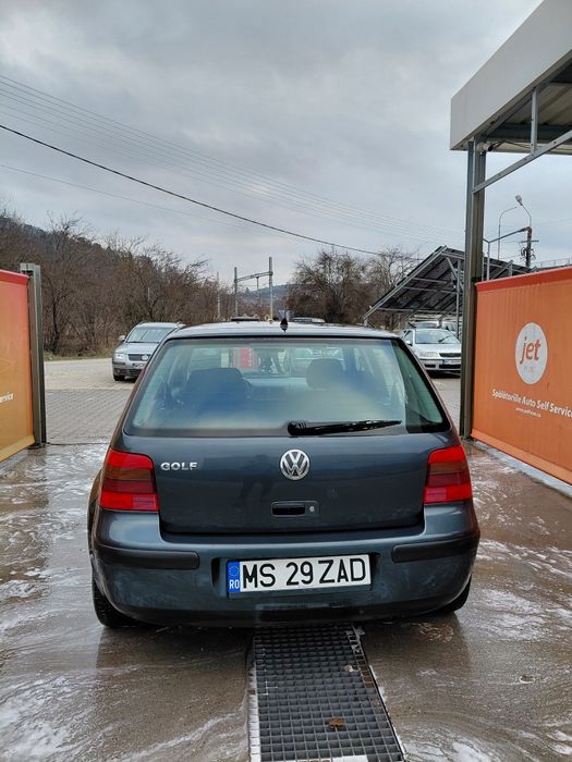 Volkswagen Golf 4 1.4