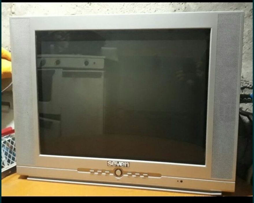 Продам телевизор