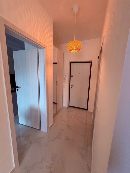 Închiriez garsonieră modernă – Colosseum Residence