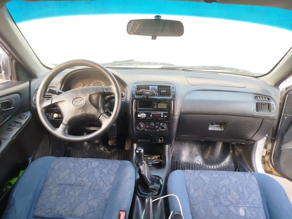 Продам срочно  mazda 626
