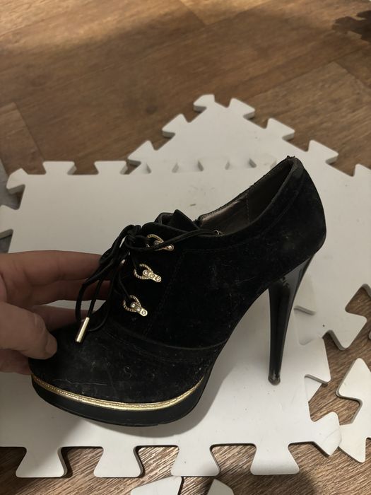 Продам Женские сапожки