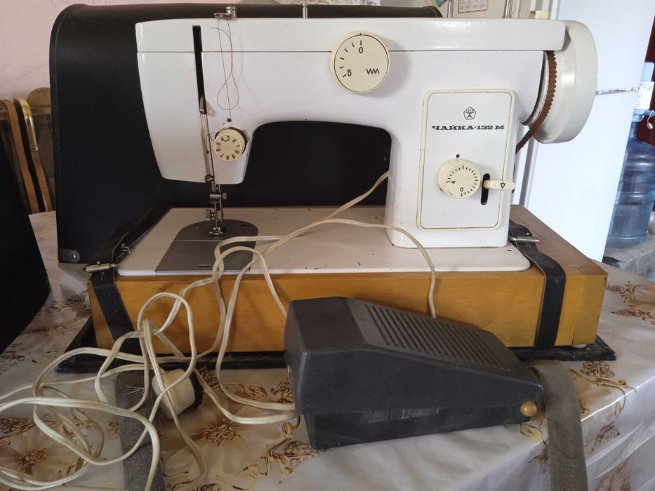 Продам две рабочие швейные машины марки "ЧАЙКА"
