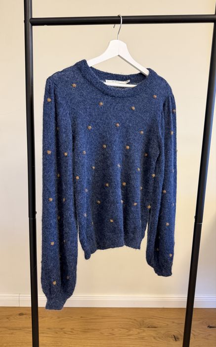 GESTUZ пуловер на точки с буфан ръкав