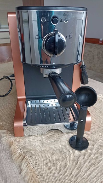 Продавам кафемашина