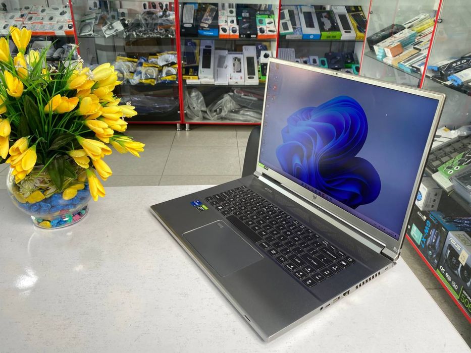 Acer predator monistir core i7 rtx