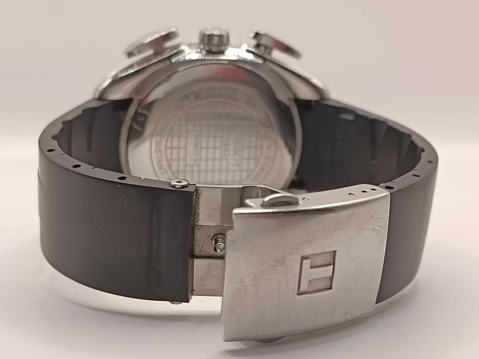 Часовник: Tissot T- Race