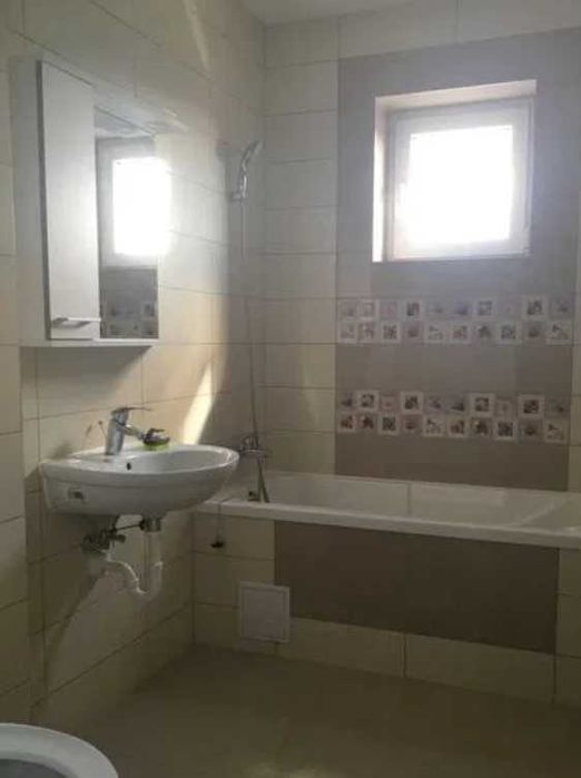 Дава се под наем Тристаен апартамент в Пловдив, Захарна фабрика - 87 кв.м за 341.7 € - Снимка #1