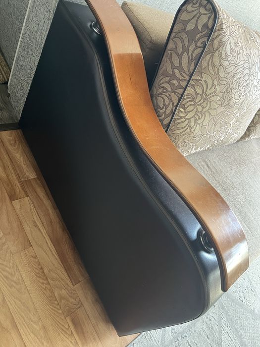 Продам диван срочно продам