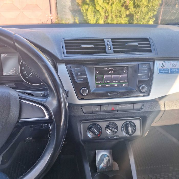 Vând Skoda Fabia 1,4