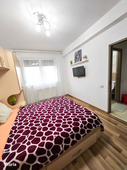 Apartament cu 2 camere, tip studio, de închiriat – Zona Marriott,