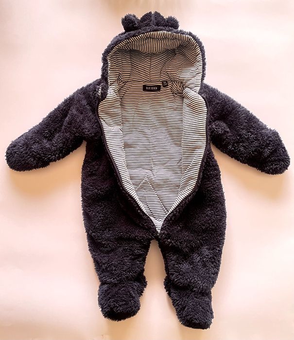 Бебешки космонавт с качулка и ръкавички