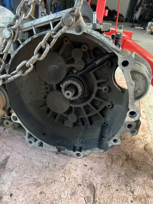 Cutie viteze manuala 6 trepte start stop passat b8 cod cutie QFZ