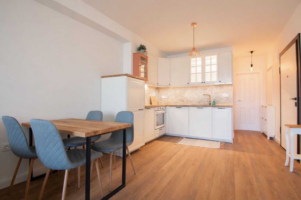 Дава се под наем Двустаен апартамент в София, Редута - 60 кв.м за 712.98 € - Снимка #1