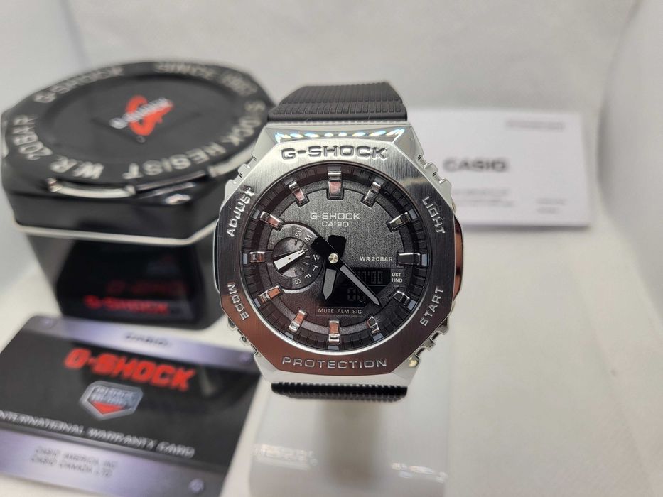 Ceas Casio g shock GM 2100 1aer ,Metal Silver black .Nou,Garantie 2ani