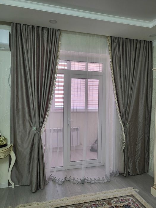Продаются шторы шикарного качества.
