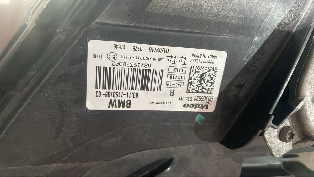 Десен фар БМВ Х1, Ф48 (desen far bmw x1, f48)