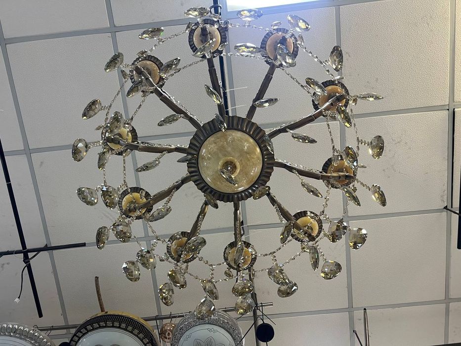 Люстра классическая