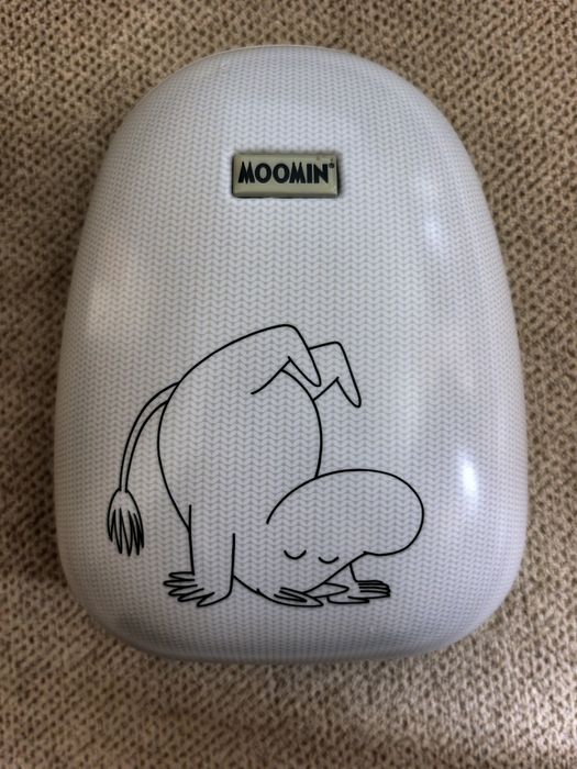 Vând geantă / rucsac carcasă dură Moomin