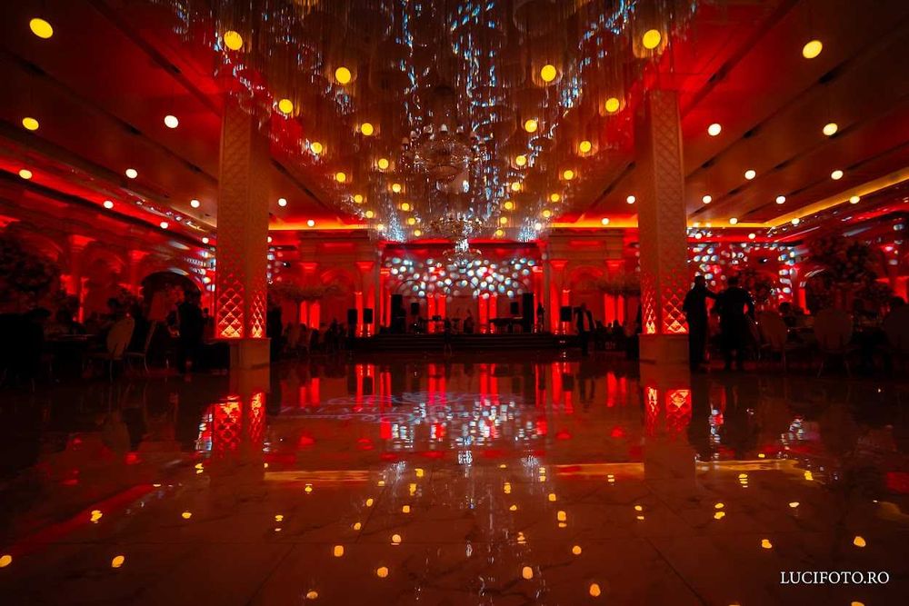 NOU! Lumini Kinetice (dansatoare) pentru evenimente, nunti, cluburi