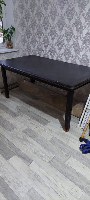 Дубовый деревянный стол