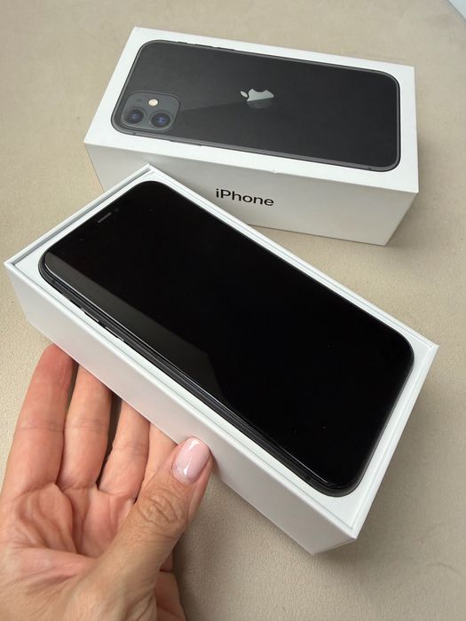 IPhone 11  Black 64GB