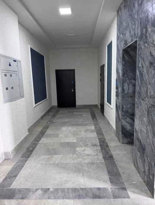 Продаётся квартира коробка Aviasozlar Plaza рынок Кадышева