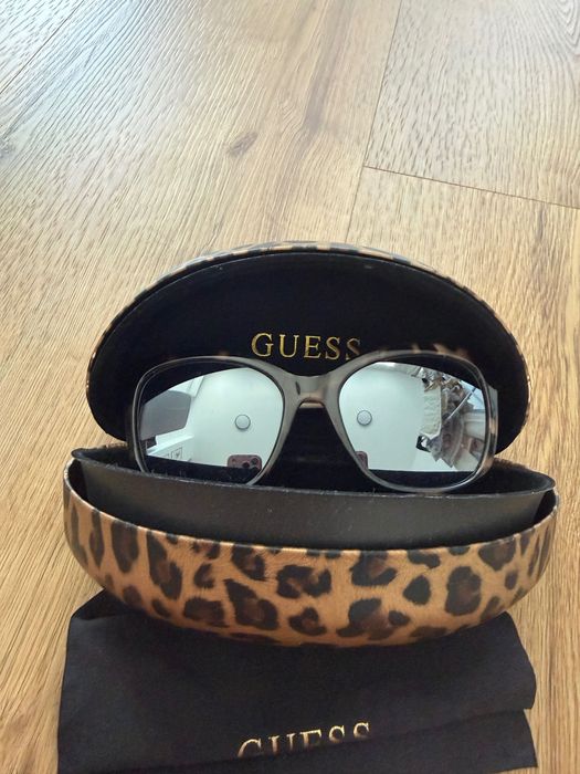 Слънчеви очила Guess