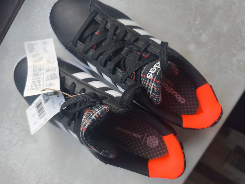 Маратонки Adidas