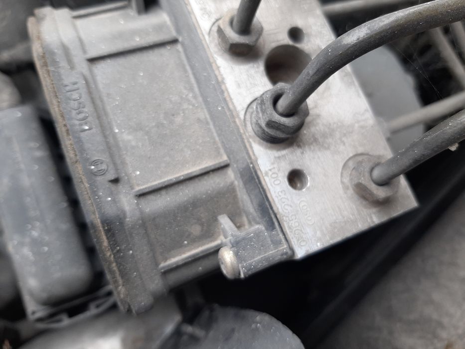 Продаван е39 3.0Д  автомат   184к.с на части