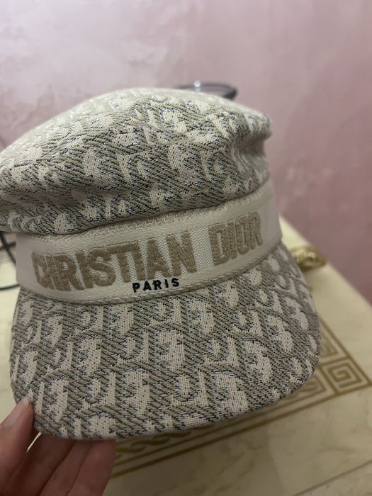 Кепка почти новая