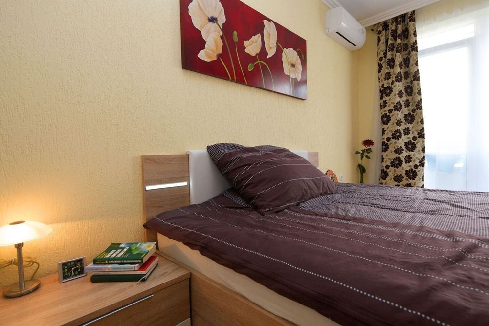 Продава се Двустаен апартамент в к.к. Слънчев бряг - 65 кв.м за 644 €/кв.м - Снимка #4