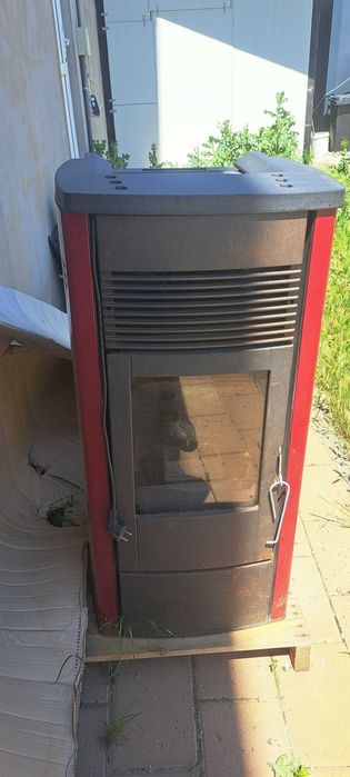 Sobă de vânzare