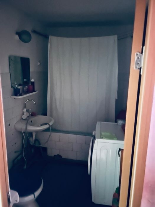 Vând apartament 3 camere p