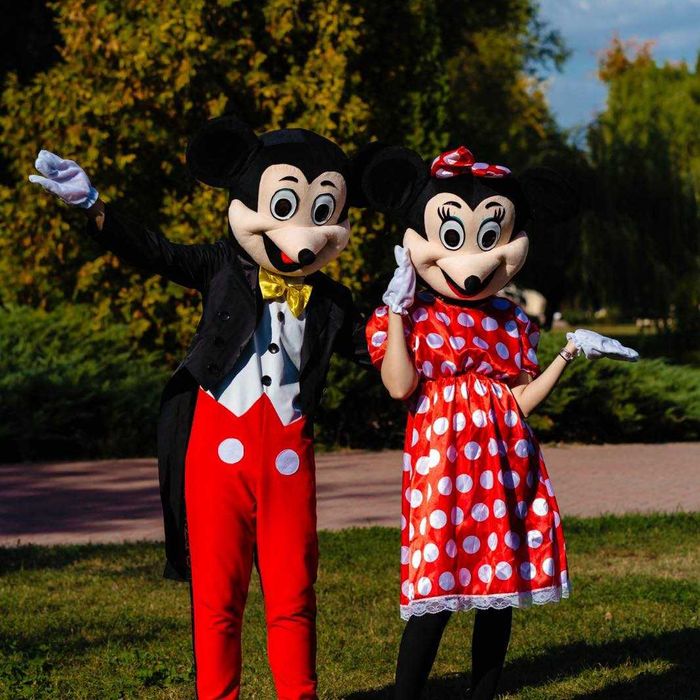 Super animatori Petreceri pentru copii