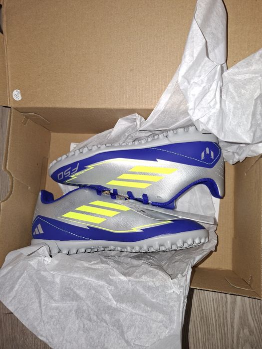 Детски стоножки adidas, 34 номер