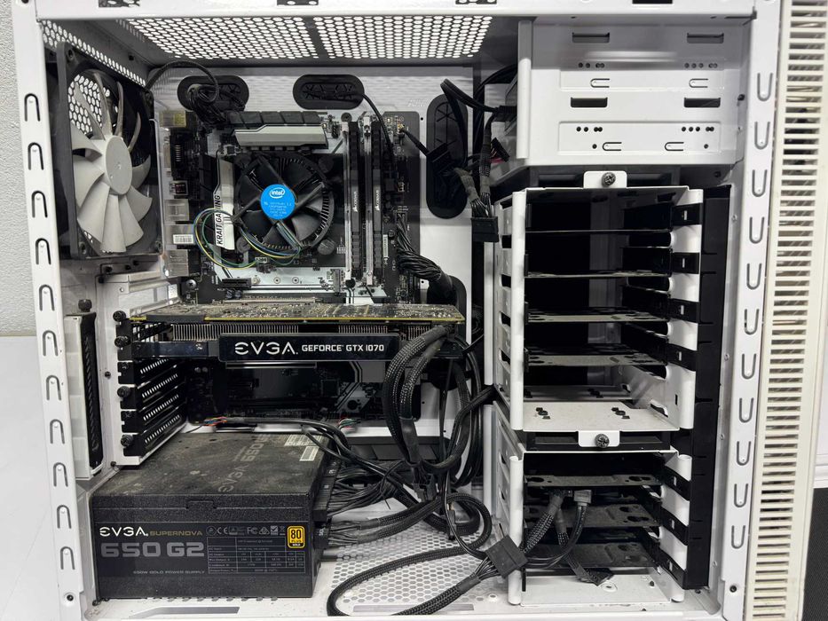 Компютър настолен - CPU intel i5-6500 / GTX-1070/SSD500GB/RAM32GB DDR4