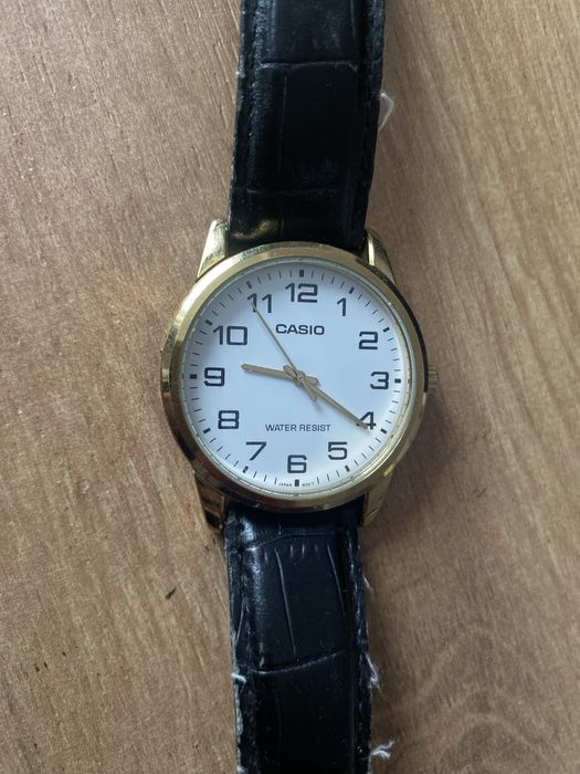 Продам часы Casio