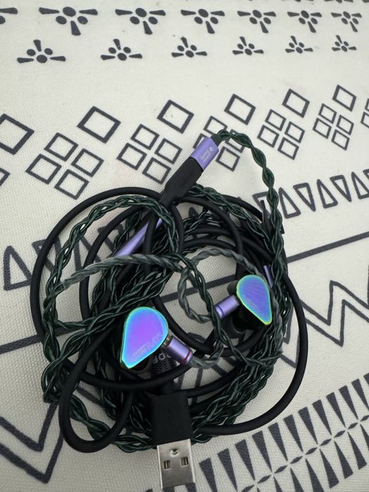 Продам IEM наушники MOONDROP Rays