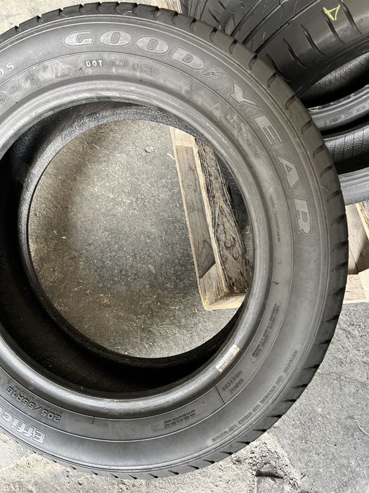 4 anvelope vara 205/55/16 , GoodYear !